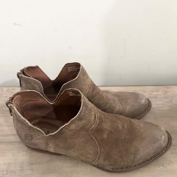 Born Kerri Women's Size 7.5 Shoes Brown Leather Zip Up Comfort Career Ankle Boot - Picture 3 of 7